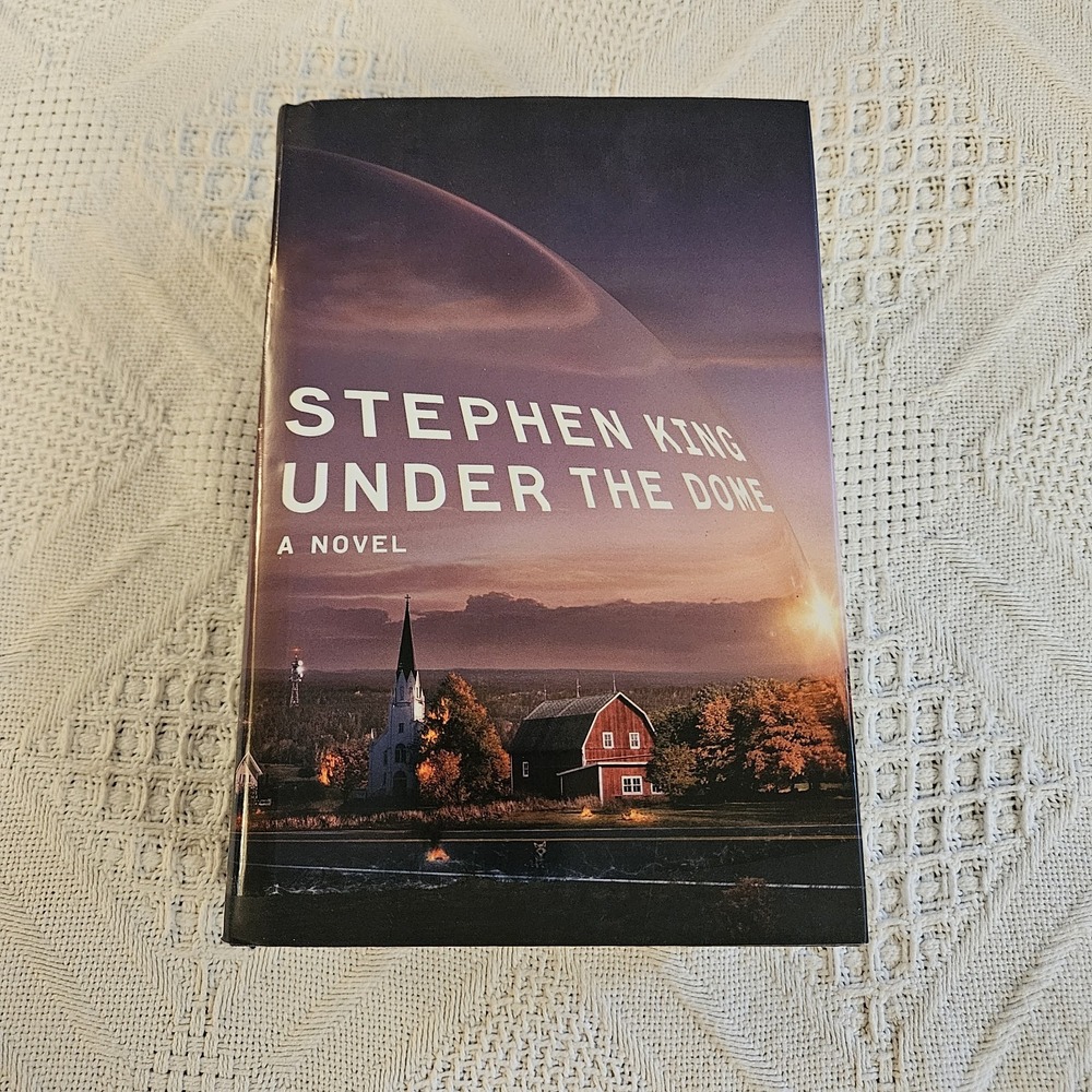 Under the Dome Stephen King 2009 Hardcover 1st Edition First Printing DJ